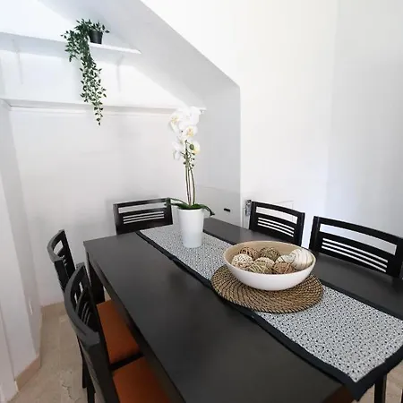 Sabinillas, Duplex Con Piscina A 300 Metros De La Playa Lejlighed *